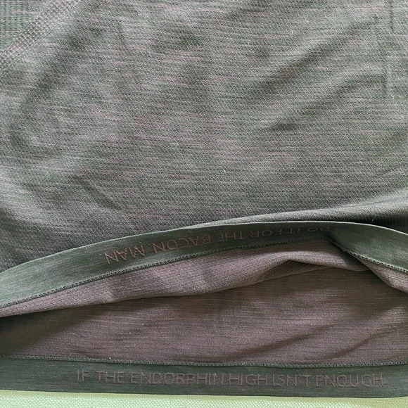 LULULEMON Mens Vent Tech 1/2 Zip Long Sleeve Shirt with Hood Size M - Picture 4 of 13